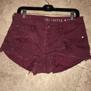Maroon mid rise shorts
